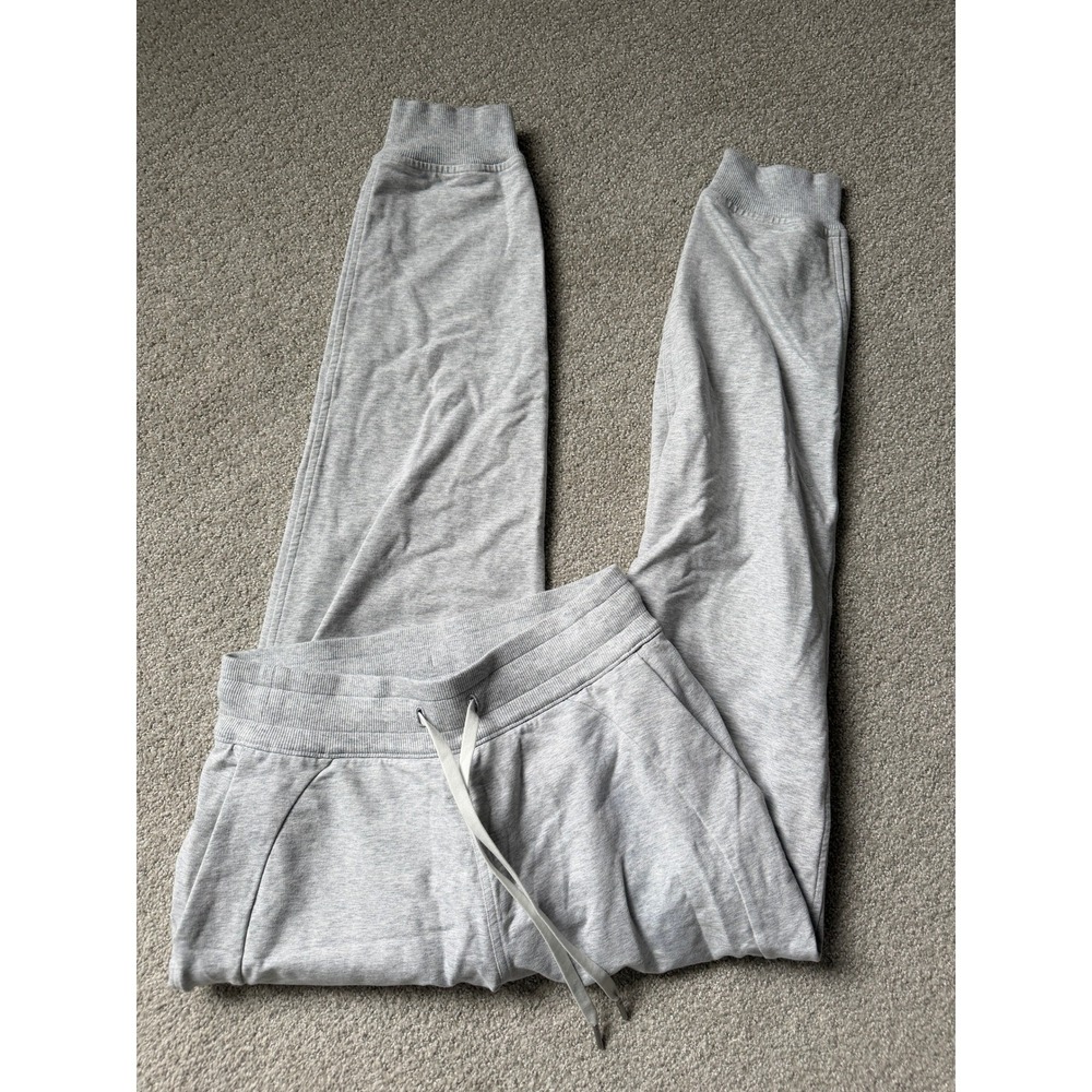 Lululemon Joggers Pants Light Grey Size 4 * has flaw* Sweatpants